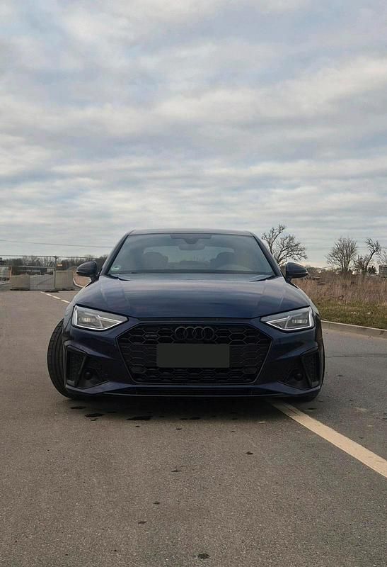 Gebraucht Audi A4 Design 150 PS (110 kW) 2022 Blau Limousine