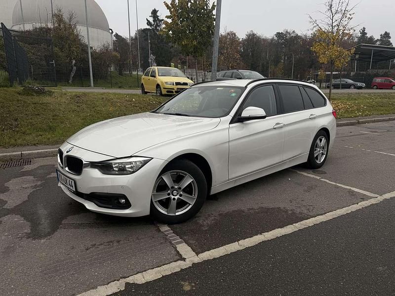 Gebraucht BMW 318 Advantage 150 PS (110 kW) 2016 Weiß Kombi