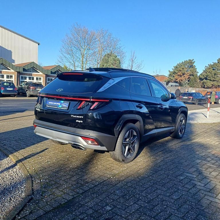 Neu Hyundai Tucson Trend 252 PS (185 kW) 2026 Schwarz SUV