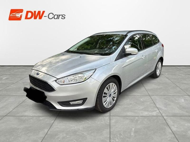Silber Gebraucht 2017 Ford Focus Business Edition Limousine | 4.490 € (Guter Preis) - Bild 1/4