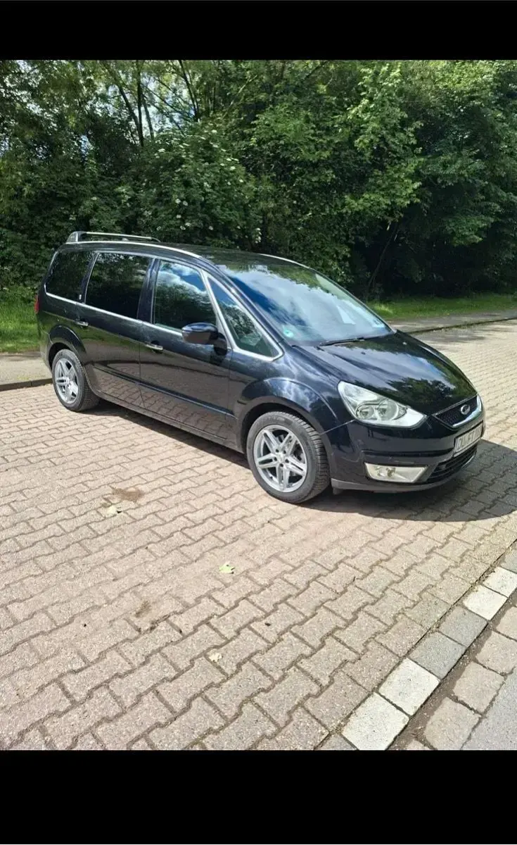 Używany Ford Galaxy 140 KM (102 kW) 2007 Czarny Minivan
