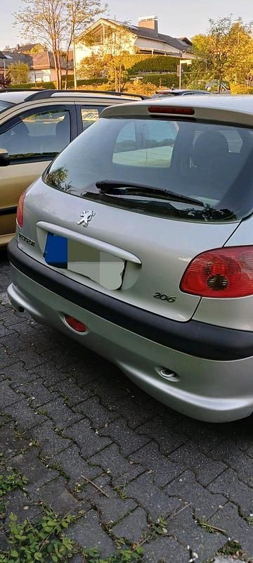 Silber Gebraucht 2006 Peugeot 206 Kleinwagen | 1.000 € (Guter Preis) - Bild 1/4