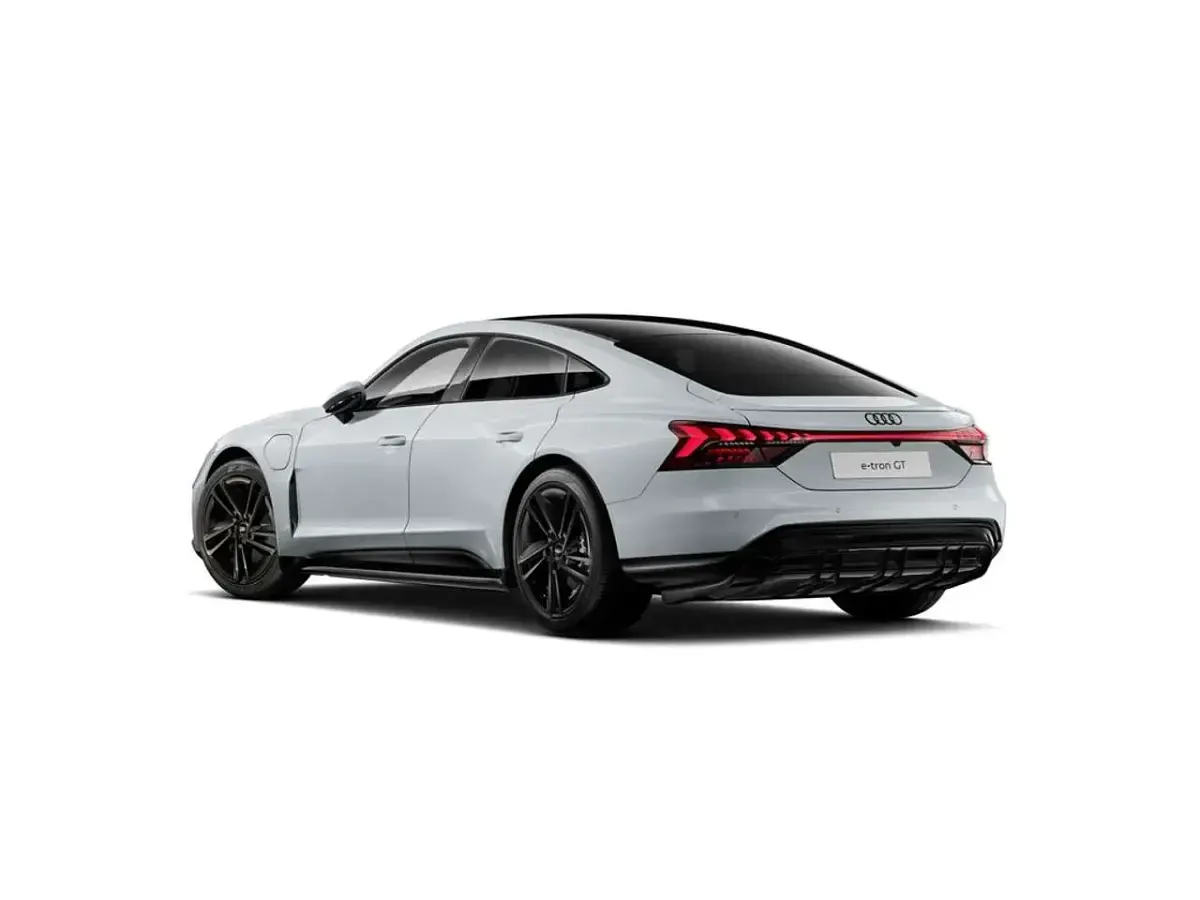 Gebraucht Audi e-tron GT quattro Ambiente 350 kW (476 PS) 2023 Suzukagrau Limousine