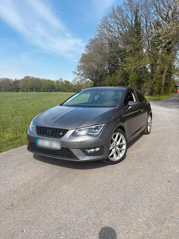 Usata Seat Leon FR 125 CV (91 kW) 2015 Grigio Coupé
