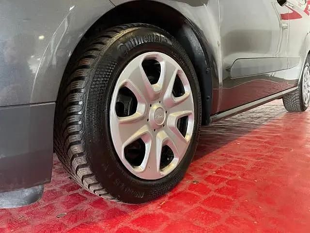Używany Ford Courier Trend 101 KM (74 kW) 2020 Szary Minivan
