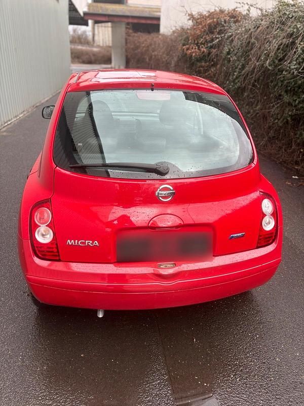 Gebraucht Nissan Micra 65 PS (47 kW) 2010 Rot Kleinwagen