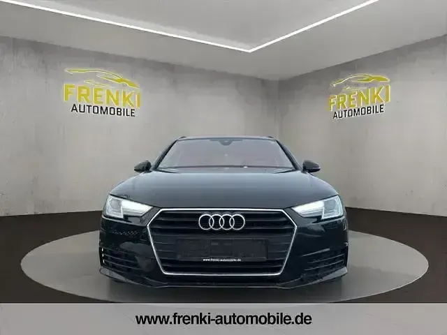 Gebraucht Audi A4 Basis 150 PS (110 kW) 2017 Schwarz Kombi