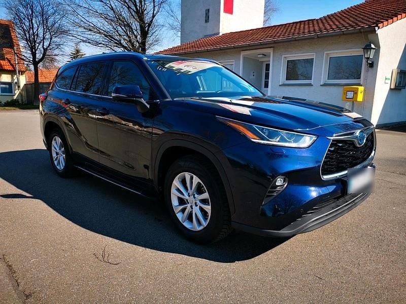 Gebraucht Toyota Highlander 247 PS (181 kW) 2021 Blau SUV