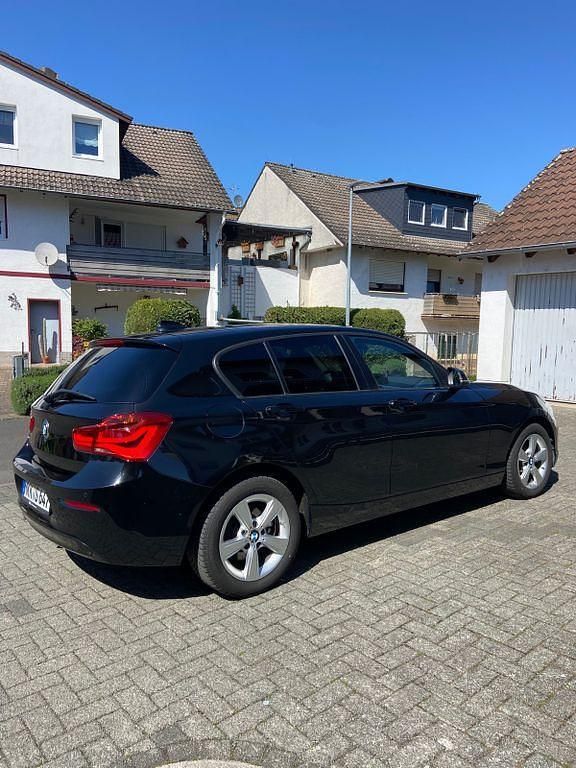 Używany BMW 116 Advantage 116 KM (85 kW) 2019 Czarny Hatchback