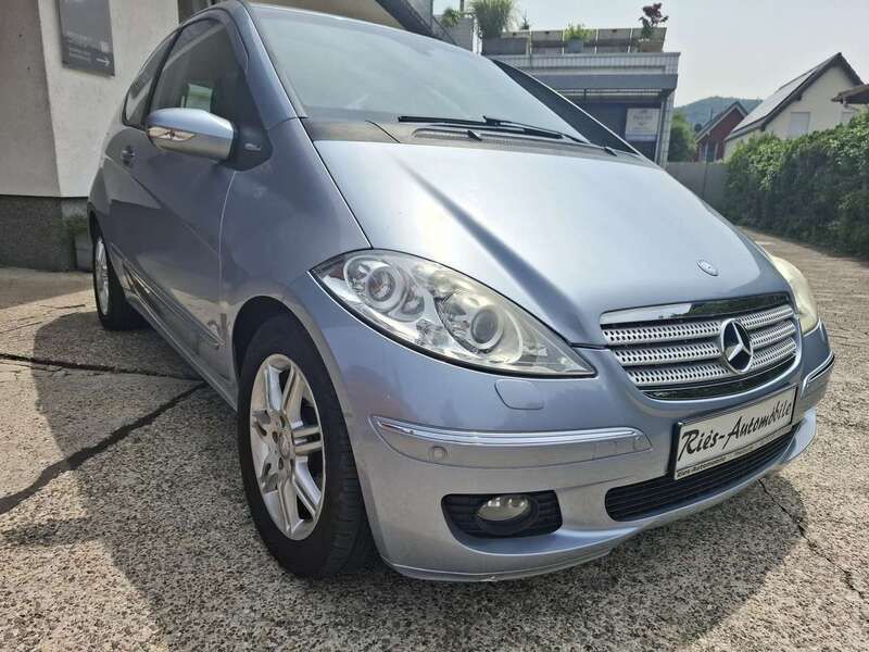 Horizontblau Gebraucht 2008 Mercedes A180 Edition 1 Kleinwagen | 4.950 € (Fairer Preis) - Bild 1/4