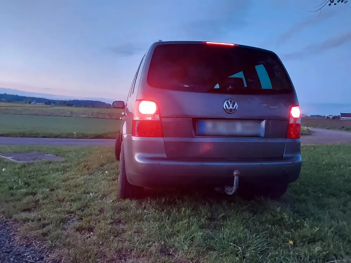 Gebraucht VW Touran 140 PS (102 kW) 2004 Grau Van / Kleinbus