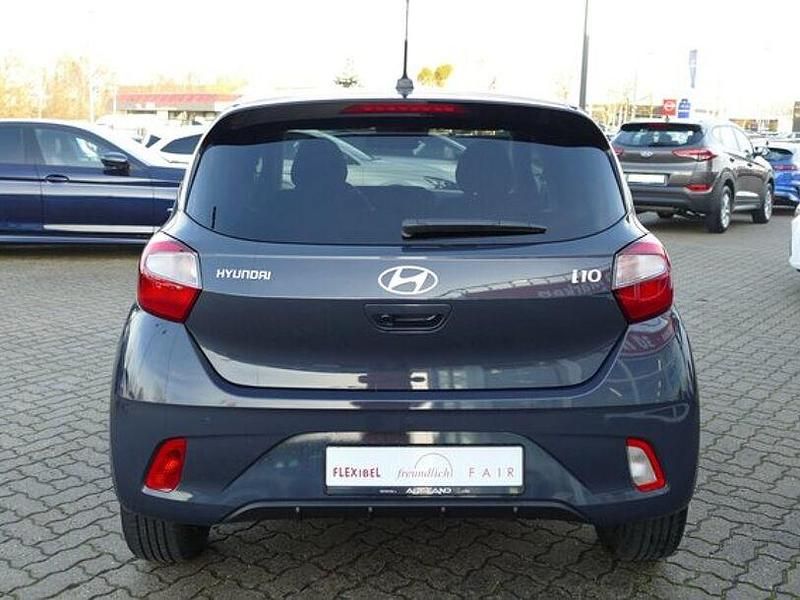 Gebraucht Hyundai i10 79 PS (58 kW) 2024 Grau Kleinwagen