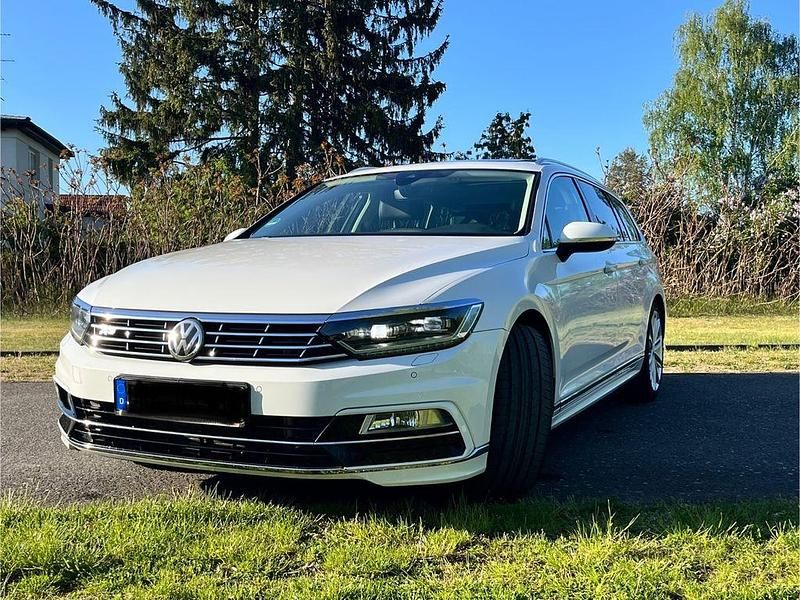 Gebraucht VW Passat Highline 220 PS (161 kW) 2016 Weiß Kombi