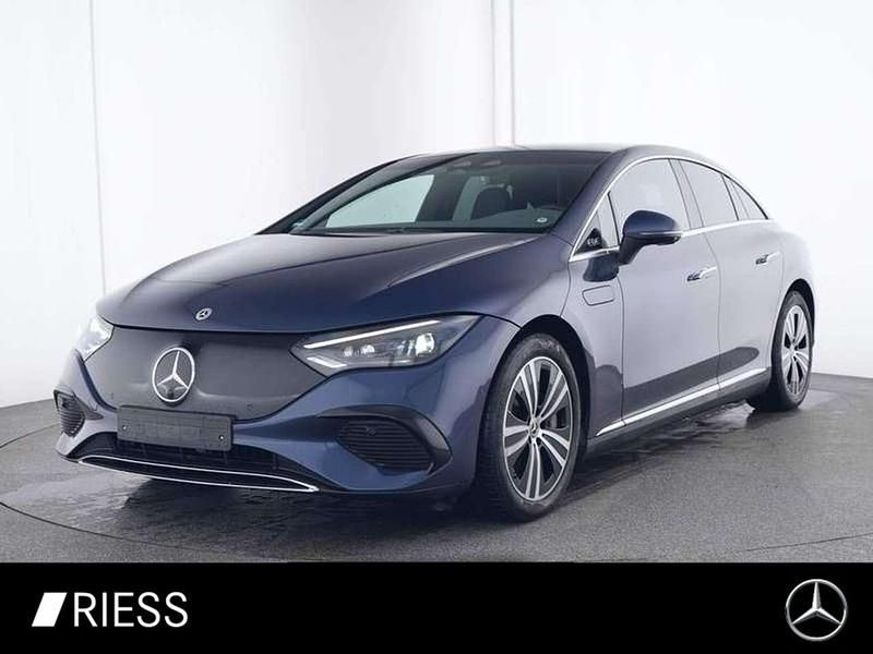 Blau Gebraucht 2024 Mercedes EQE300 Electric Art Limousine | 51.840 € (Teuer) - Bild 1/4