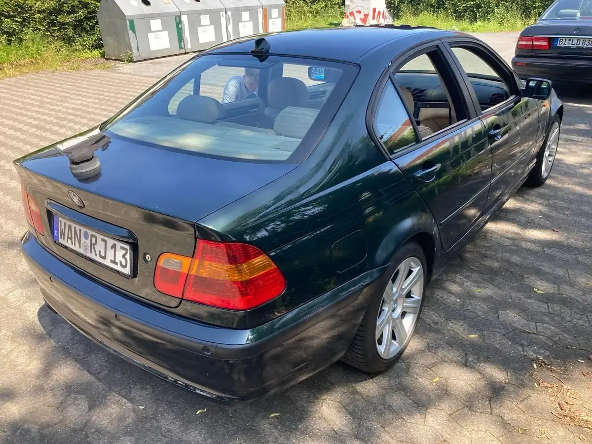 Gebraucht BMW 318 Basis 143 PS (105 kW) 2003 Grün Limousine