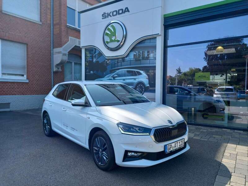 Moonweiss perleffekt Gebraucht 2025 Skoda Fabia Drive Kleinwagen | 20.780 € (Fairer Preis) - Bild 1/4