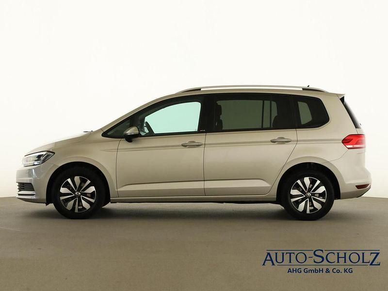 Gebraucht VW Touran Move 150 PS (110 kW) 2024 Silber Van / Kleinbus