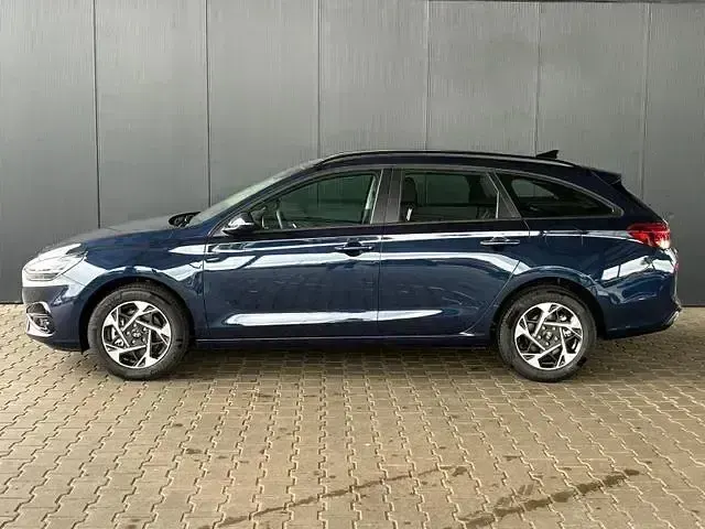 Neu Hyundai i30 Comfort 96 PS (70 kW) 2025 Andere Kombi