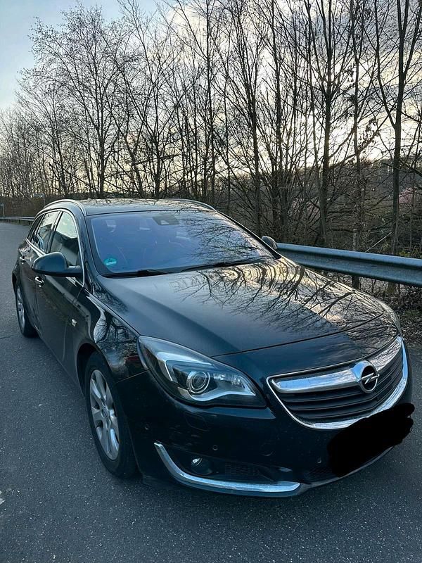 Gebraucht Opel Insignia 170 PS (125 kW) 2016 Schwarz Kombi