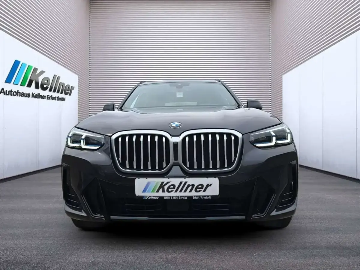 Gebraucht BMW X3 M Sport 245 PS (180 kW) 2025 Sophistograu brillanteffekt me SUV