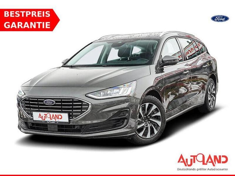 Grau Gebraucht 2023 Ford Focus Titanium Kombi | 19.950 € (Fairer Preis) - Bild 1/4