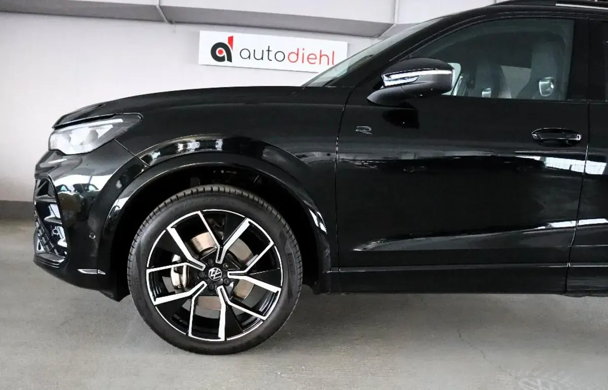 Gebraucht VW Tiguan R-line 193 PS (141 kW) 2025 SUV
