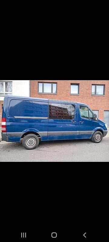 Używany Mercedes Sprinter 129 KM (94 kW) 2010 Niebieski