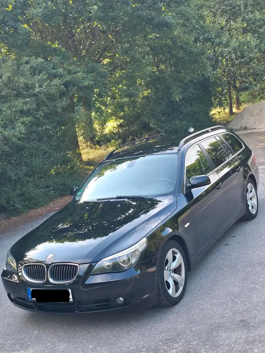 Gebraucht BMW 525 177 PS (130 kW) 2005 Schwarz Kombi