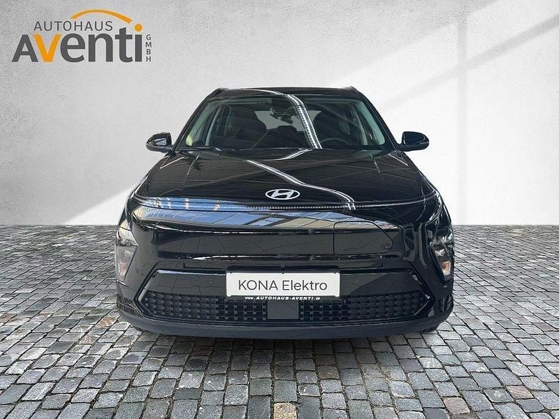 Neu Hyundai Kona Select 99 kW (135 PS) 2026 Abyss black SUV