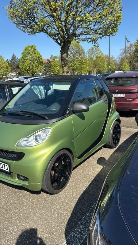 Grün Gebraucht 2012 Smart ForTwo Cabrio Brabus Cabrio | 5.990 € (Superpreis) - Bild 1/4