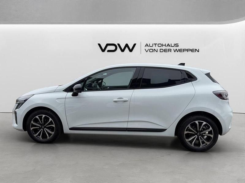 Neu Renault Clio V Techno 91 PS (66 kW) 2025 Weiß Limousine