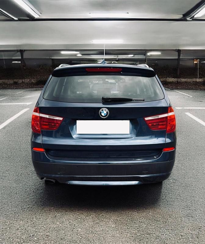 Gebraucht BMW X3 184 PS (135 kW) 2011 Blau SUV