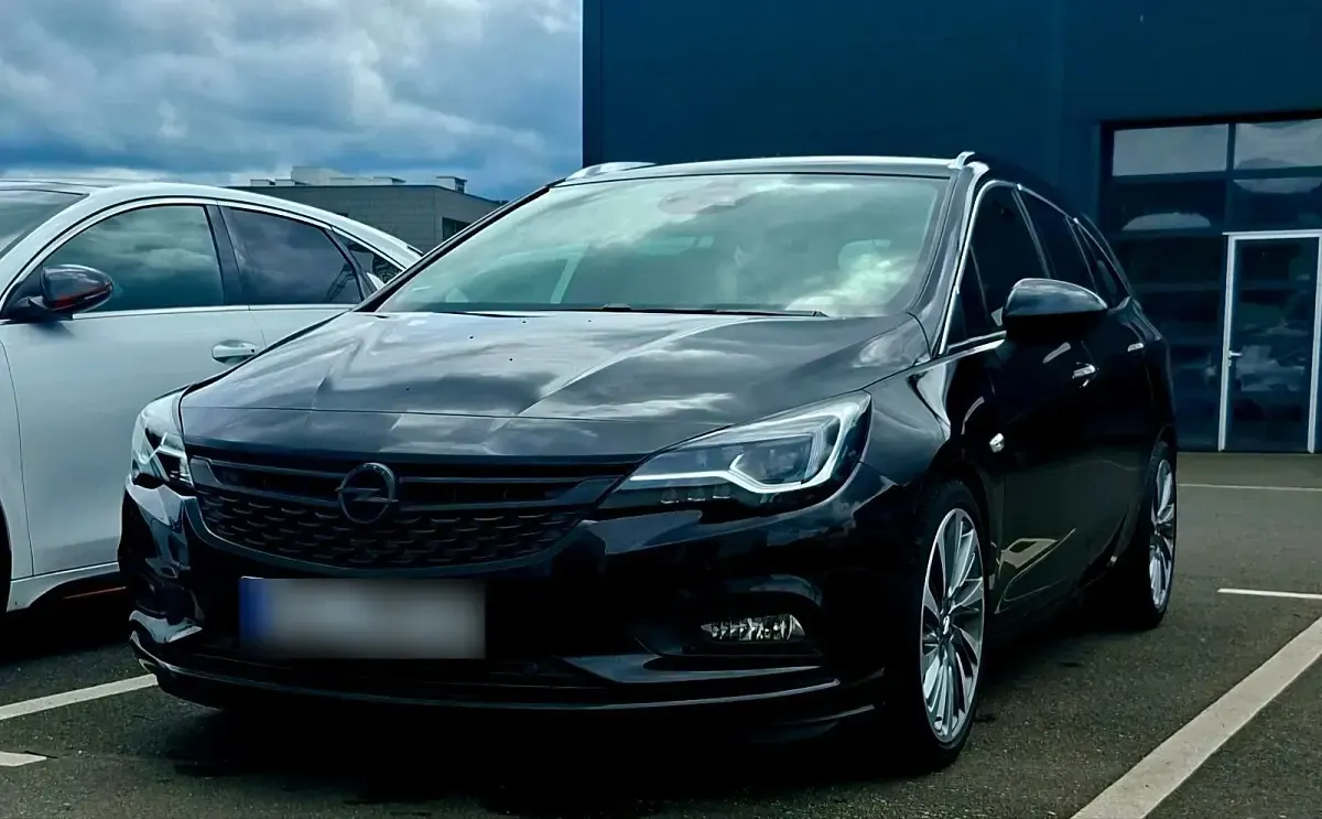 Gebraucht Opel Astra 150 PS (110 kW) 2019 Schwarz Kombi