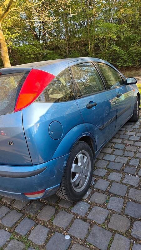 Brugt Ford Focus 185 HK (136 kW) 2003 Blå Hatchback