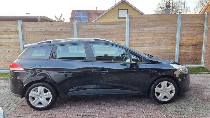 Gebraucht Renault Clio GrandTour Dynamique 90 PS (66 kW) 2013 Schwarz Kombi