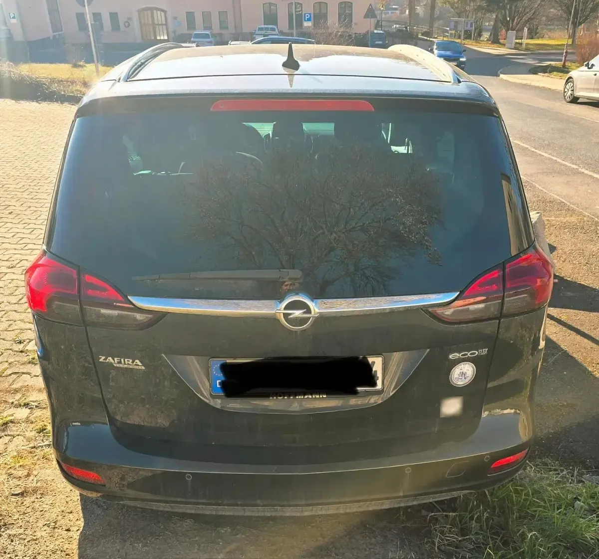 Gebraucht Opel Zafira Tourer 131 PS (96 kW) 2012 Schwarz Van / Kleinbus