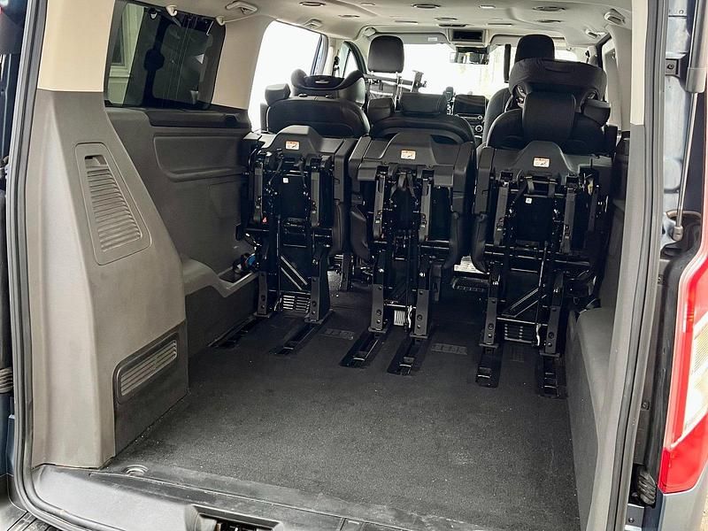Gebraucht Ford Tourneo Active 170 PS (125 kW) 2023 Blau Van / Kleinbus