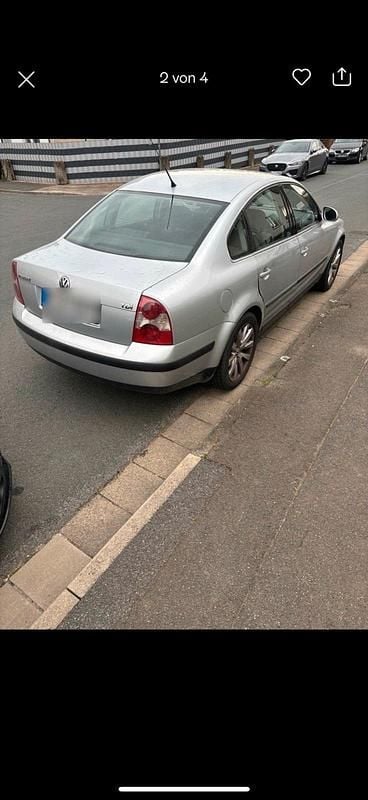 Second-hand VW Passat 131 CP (96 kW) 2005 Argintiu Berlinǎ