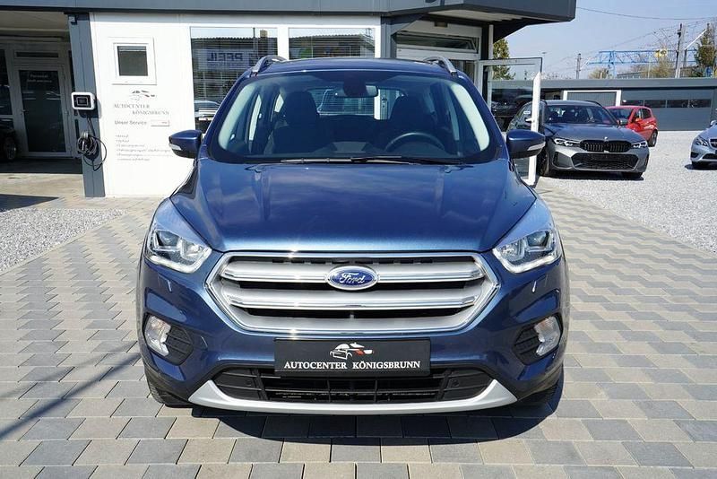 Gebraucht Ford Kuga Cool & Connect 150 PS (110 kW) 2019 Blau SUV
