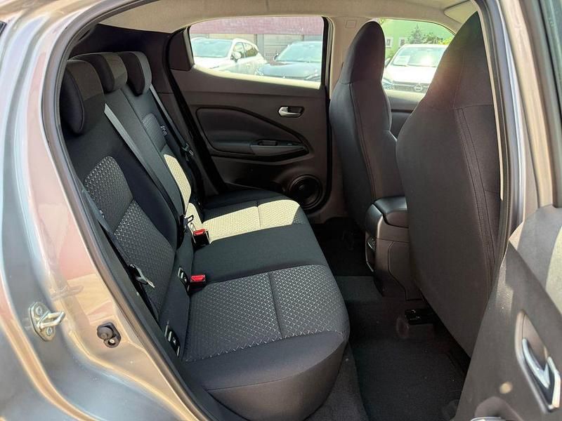 Gebraucht Nissan Juke Acenta 114 PS (83 kW) 2024 Silber SUV