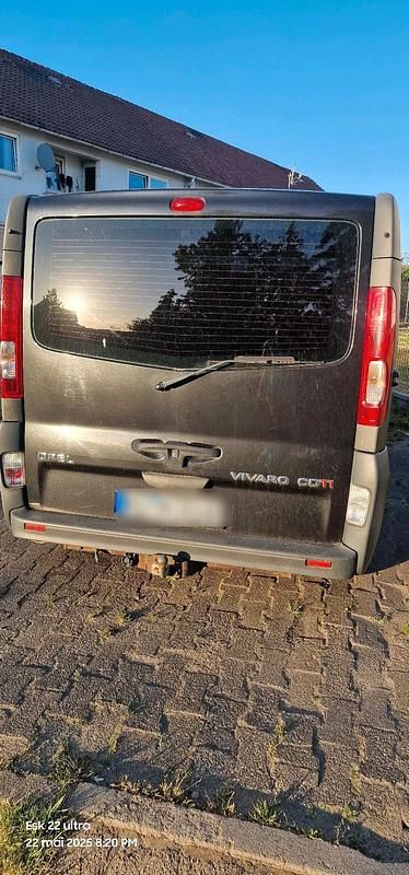 Gebraucht Opel Vivaro 116 PS (85 kW) 2007 Schwarz Van / Kleinbus