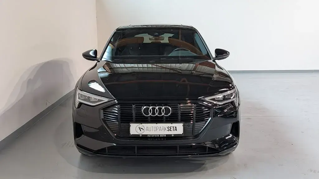 Gebraucht Audi e-tron Advanced 300 kW (408 PS) 2022 Schwarz SUV