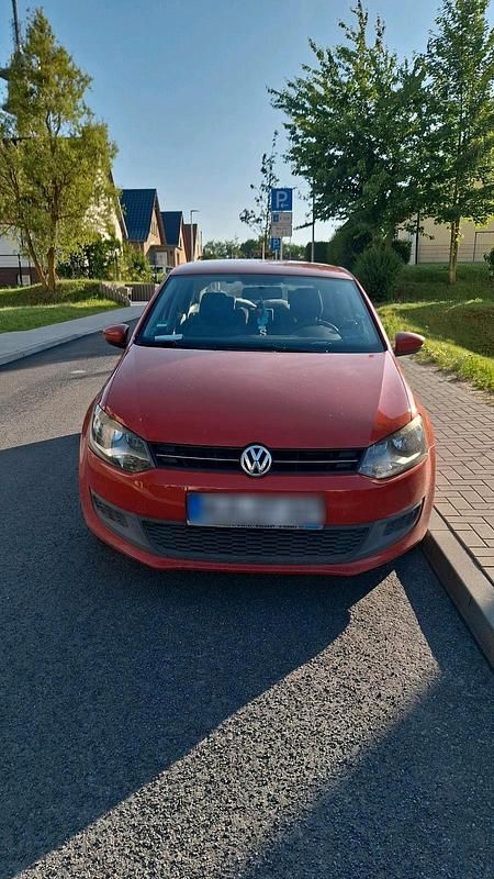 Orange Gebraucht 2010 VW Polo Limousine | 4.000 € (Superpreis) - Bild 1/4