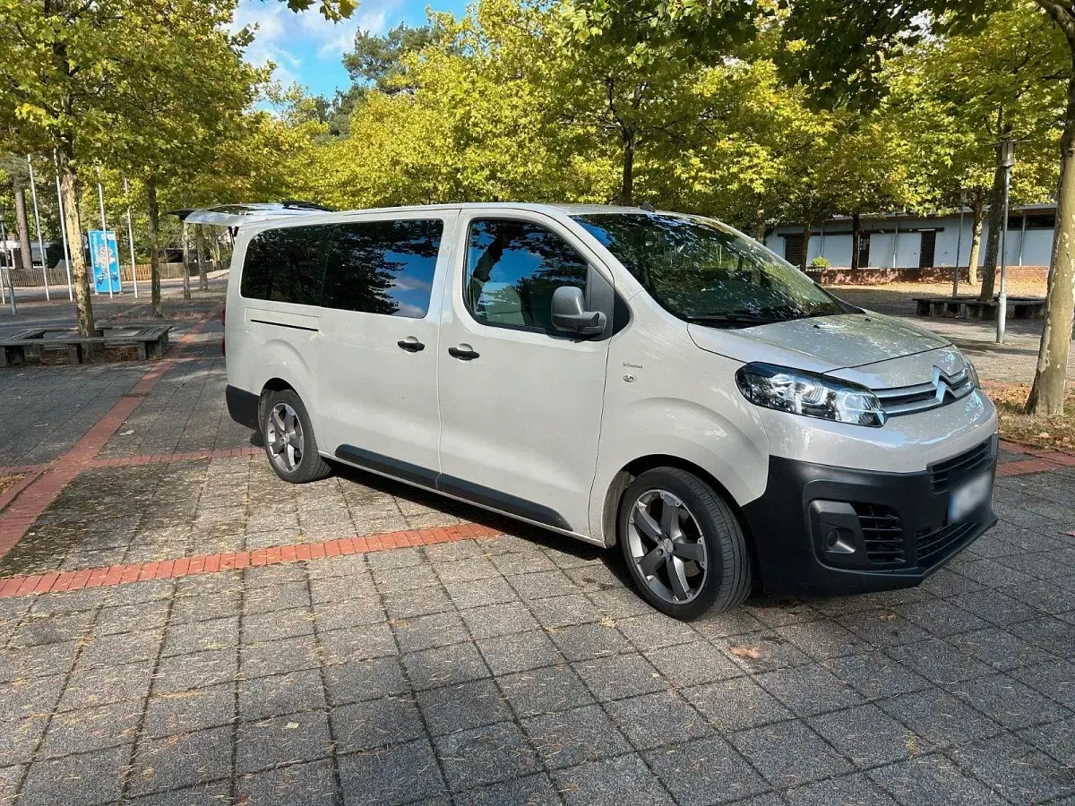 Używany Citroën Jumpy 150 KM (110 kW) 2019 Beżowy Minivan