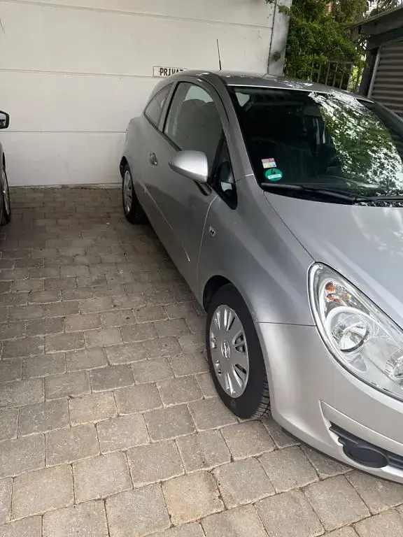 Używany Opel Corsa 80 KM (58 kW) 2007 Srebrny Hatchback
