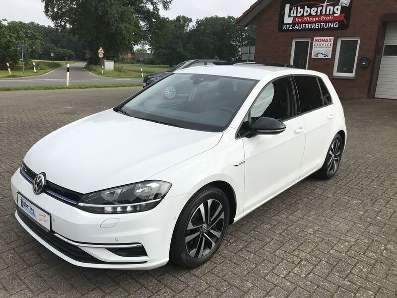 Weiß Gebraucht 2019 VW Golf VII IQ Drive Limousine | 17.990 € (Fairer Preis) - Bild 1/4