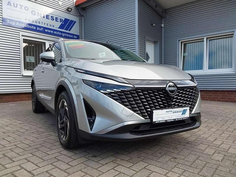 Grau metallic Gebraucht 2024 Nissan Qashqai Acenta SUV | 28.900 € (Fairer Preis) - Bild 1/4
