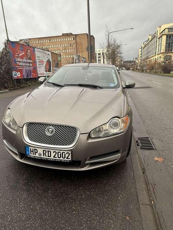 Gebraucht Jaguar XF Luxury 241 PS (177 kW) 2010 Limousine