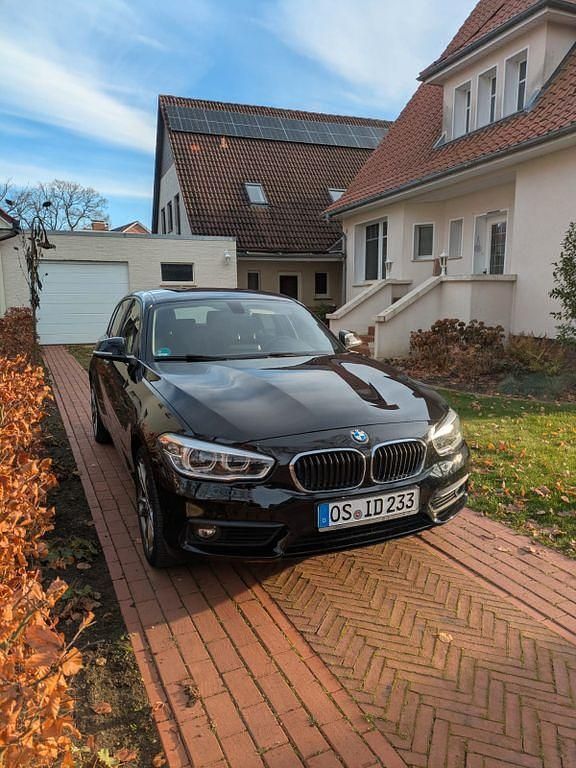 Gebraucht BMW 120 Advantage 184 PS (135 kW) 2017 Schwarz Kleinwagen