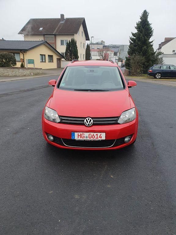 Gebraucht VW Golf Plus Cross Life 105 PS (77 kW) 2013 Rot Van / Kleinbus